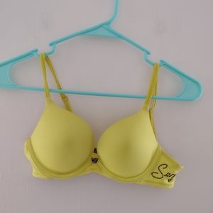 Victoria's Secret Vintage Yellow Very Sexy Push Up Bra with Graphic Size 34A